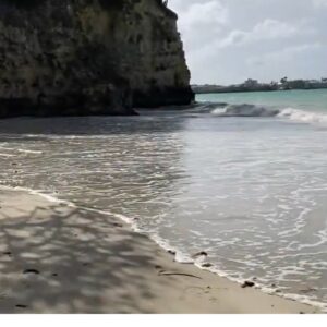 Plage secrète – Guadeloupe